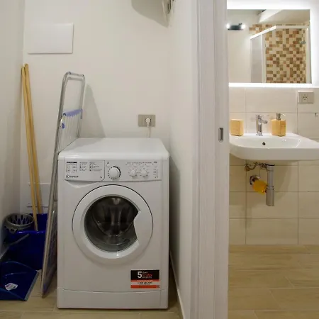 Daire Station - Fanale Palermo